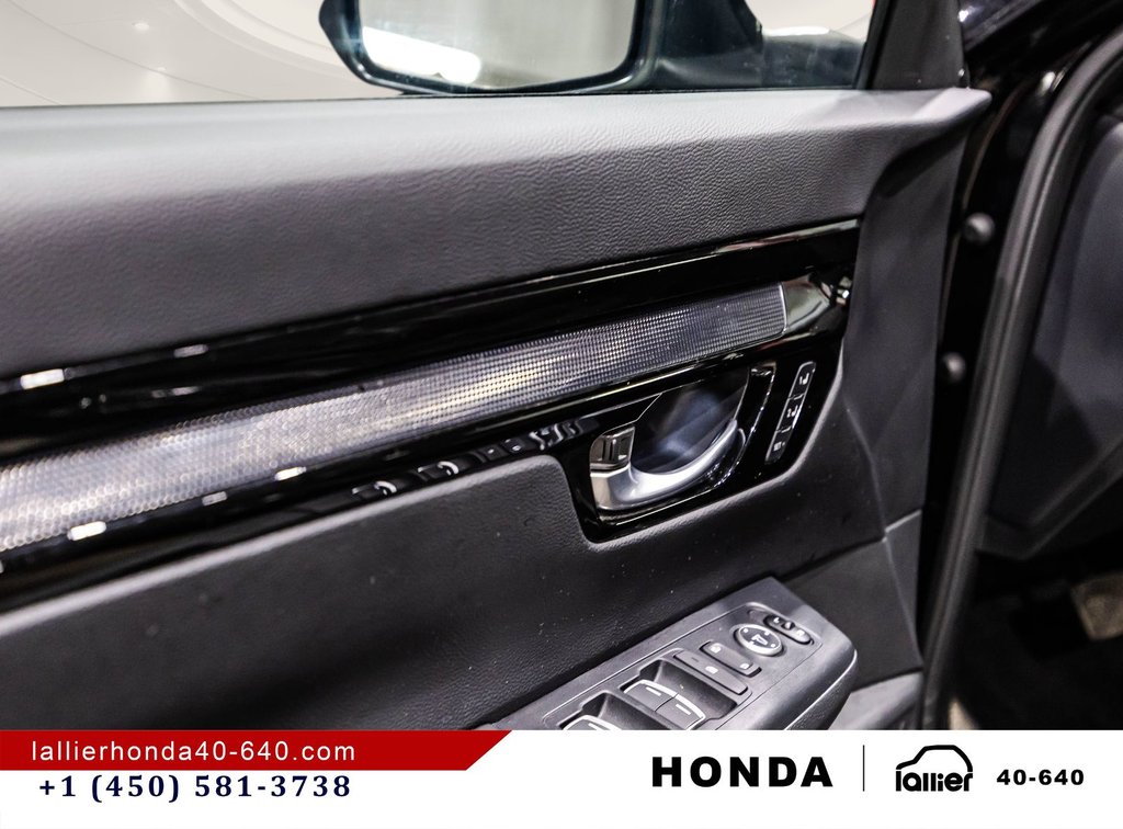 Honda CR-V Hybrid Touring 2024 à Lachenaie, Québec - 11 - w1024h768px