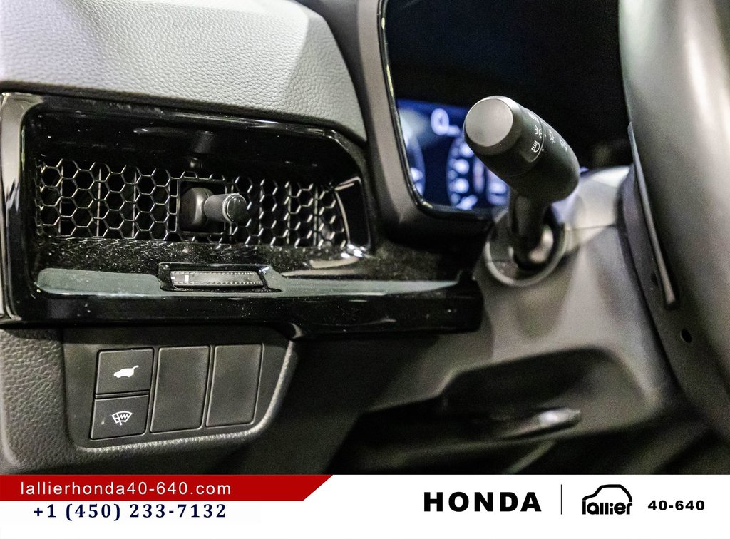 2026 Honda CR-V Hybrid TOURING DEMO TAUX A PARTIR DE 1.99% in Lachenaie, Quebec - 23 - w1024h768px
