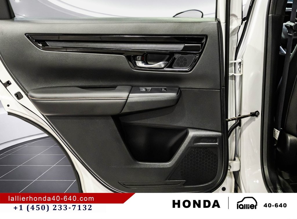 2026 Honda CR-V Hybrid TOURING DEMO TAUX A PARTIR DE 1.99% in Lachenaie, Quebec - 13 - w1024h768px
