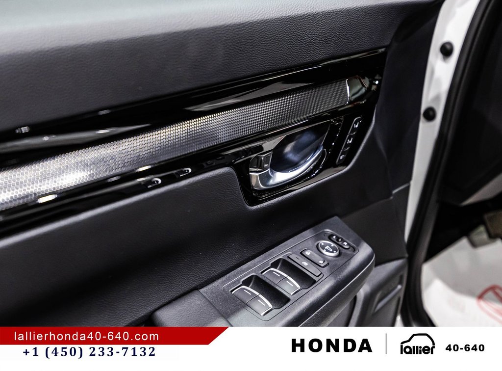 2026 Honda CR-V Hybrid Touring in Lachenaie, Quebec - 11 - w1024h768px