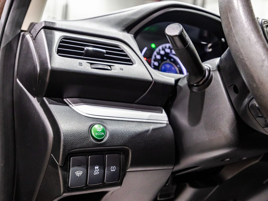 2015 Honda CR-V SE in Montreal, Quebec - 20 - w1024h768px