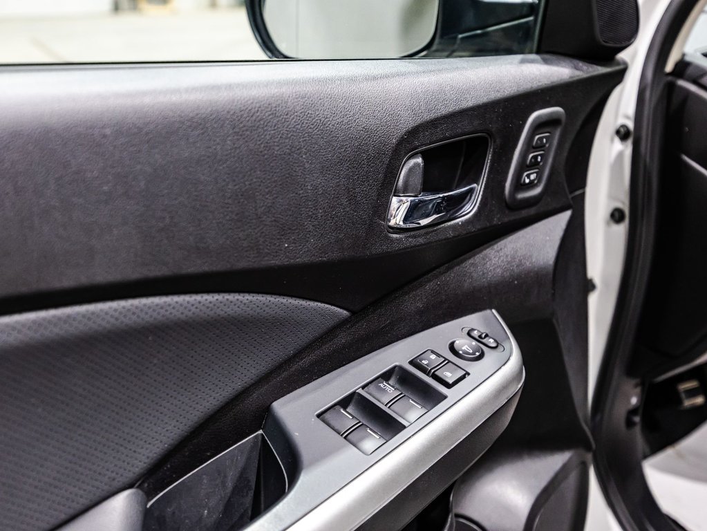 Honda CR-V Touring 2016 à , Québec - 12 - w1024h768px