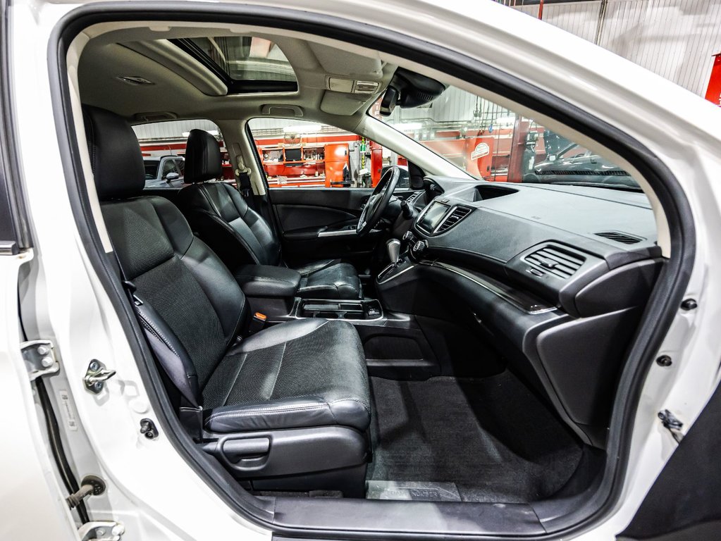 Honda CR-V Touring 2016 à , Québec - 19 - w1024h768px