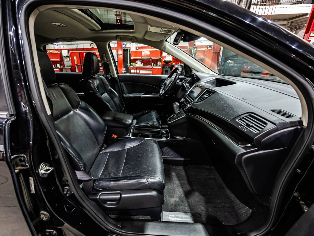 Honda CR-V Touring 2016 à , Québec - 19 - w1024h768px