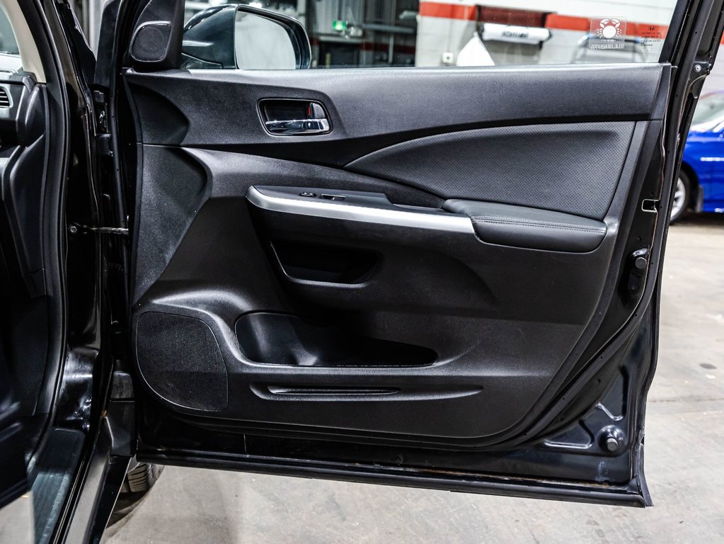 Honda CR-V Touring 2016 à , Québec - 18 - w1024h768px