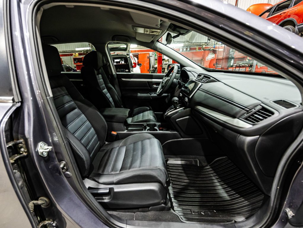 2017 Honda CR-V LX in , Quebec - 17 - w1024h768px