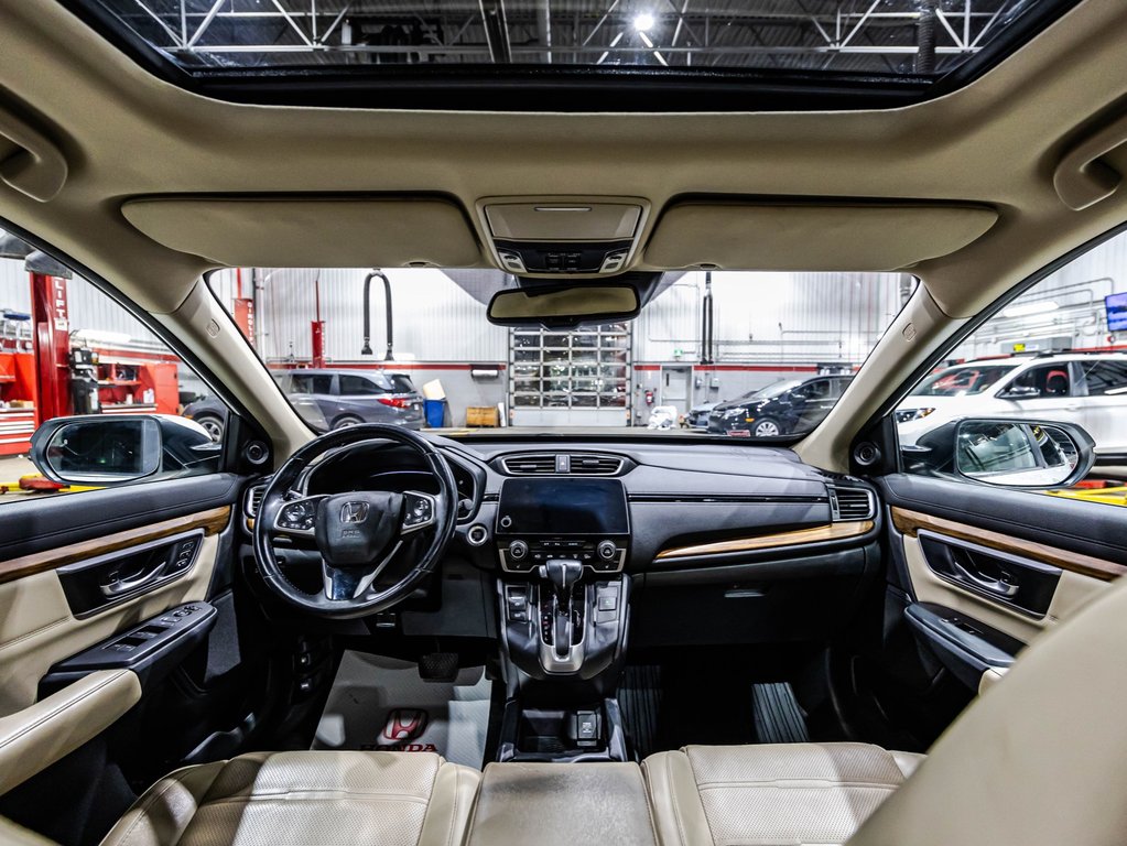 Honda CR-V Touring 2017 à Lachenaie, Québec - 15 - w1024h768px