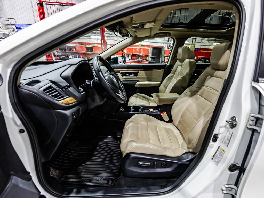 Honda CR-V Touring 2017 à Lachenaie, Québec - 21 - w1024h768px