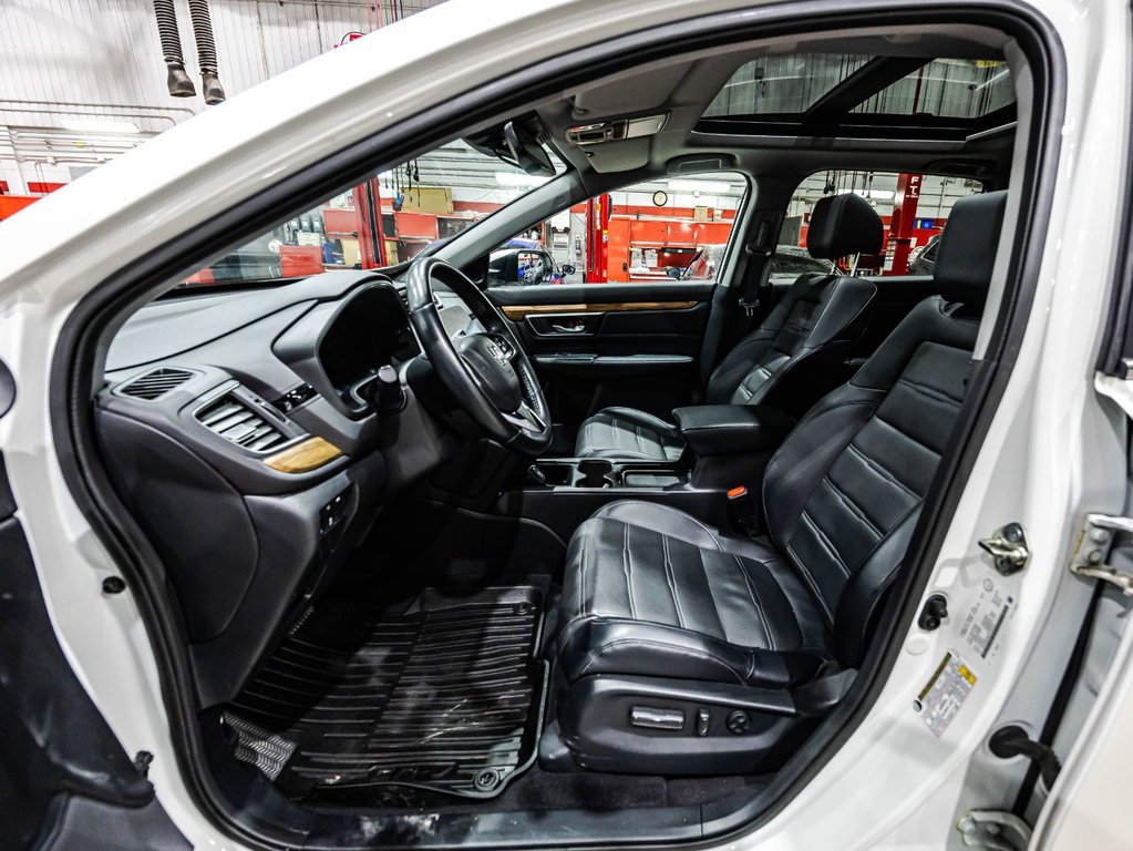 Honda CR-V Touring 2017 à , Québec - 21 - w1024h768px