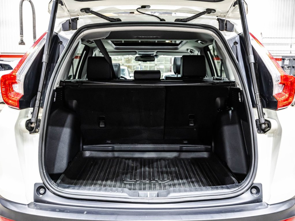 Honda CR-V Touring 2017 à , Québec - 17 - w1024h768px