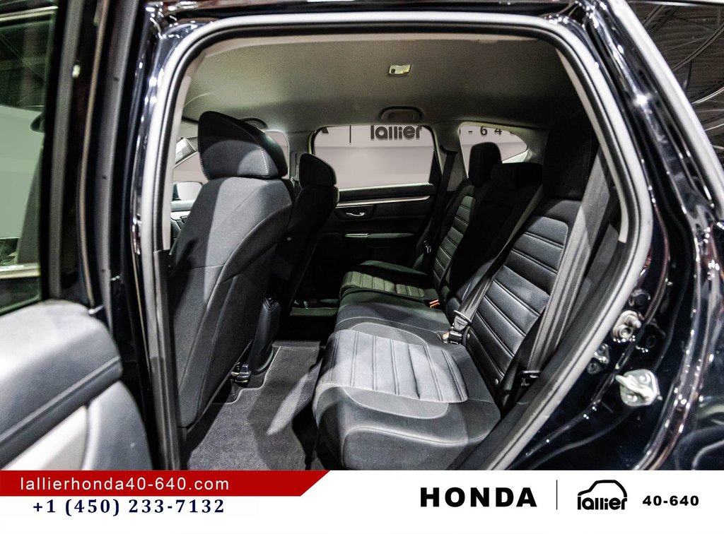 2017 Honda CR-V LX in Montréal, Quebec - 13 - w1024h768px