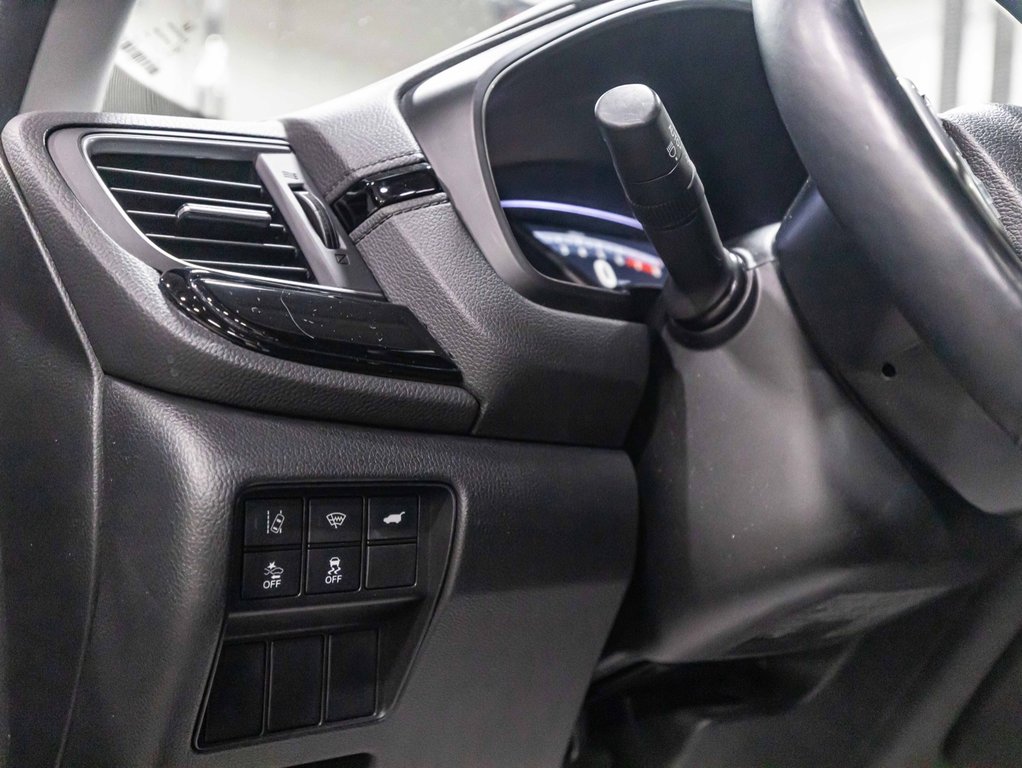 2018  CR-V Touring in , Quebec - 23 - w1024h768px