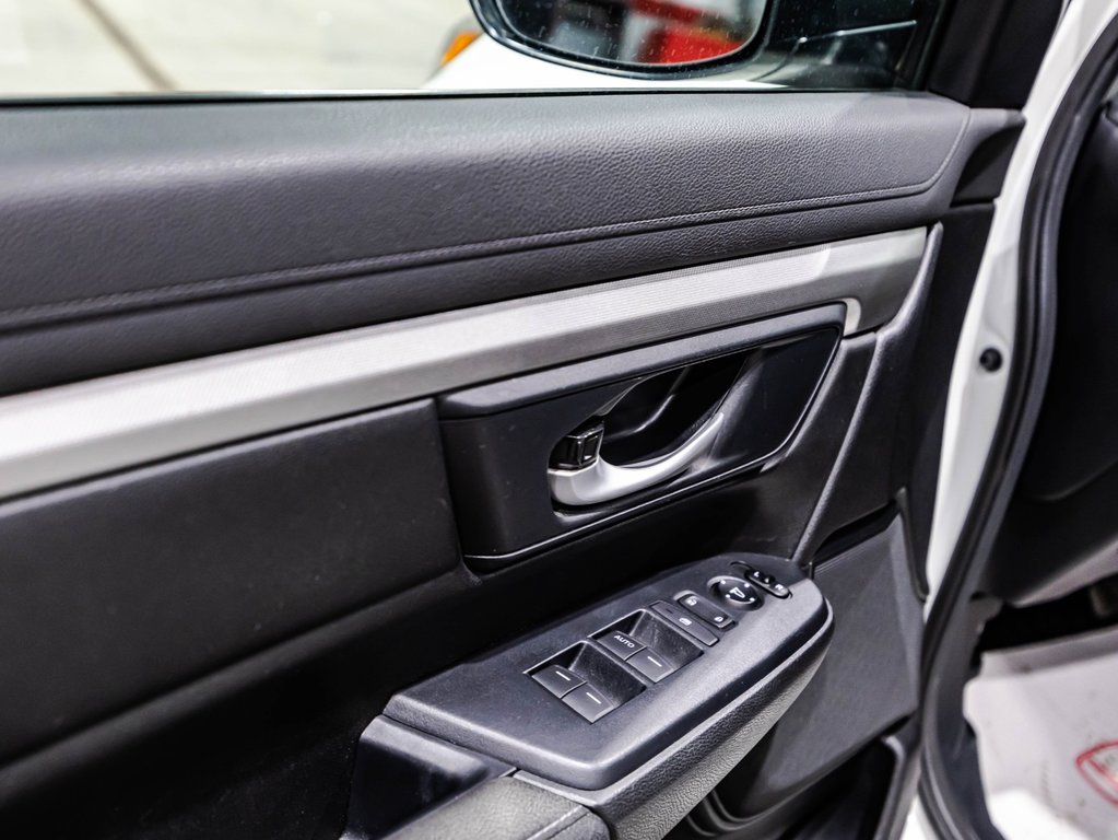 2018 Honda CR-V LX in , Quebec - 11 - w1024h768px