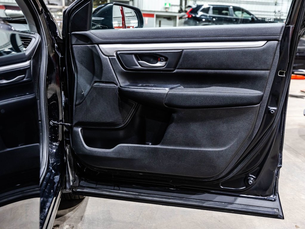 2019 Honda CR-V LX in Lachenaie, Quebec - 16 - w1024h768px