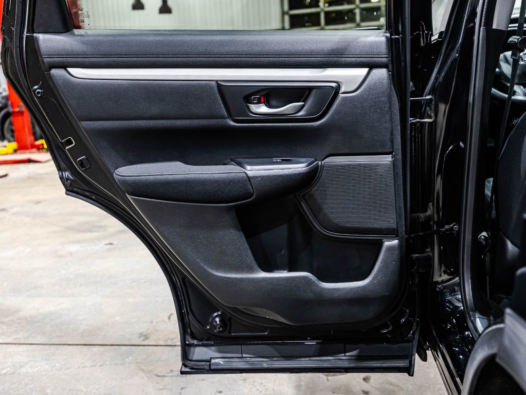 2019 Honda CR-V LX in Lachenaie, Quebec - 12 - w1024h768px
