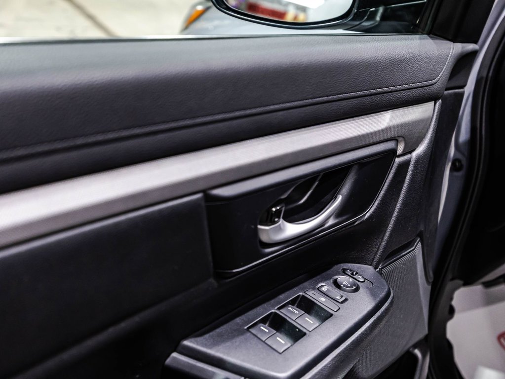 Honda CR-V LX 2019 à , Québec - 11 - w1024h768px