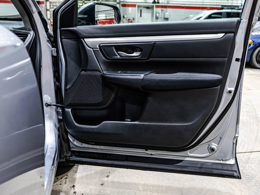 Honda CR-V LX 2019 à , Québec - 16 - w1024h768px