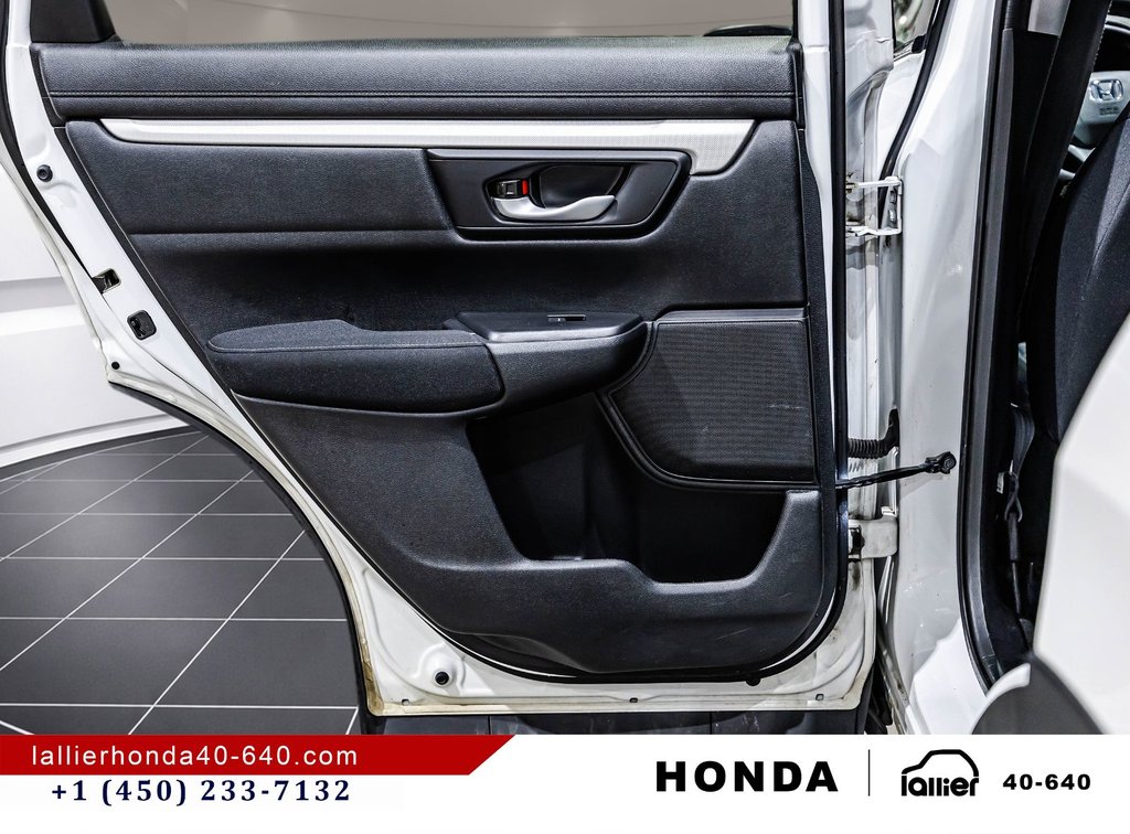 2019 Honda CR-V LX in Lachenaie, Quebec - 12 - w1024h768px