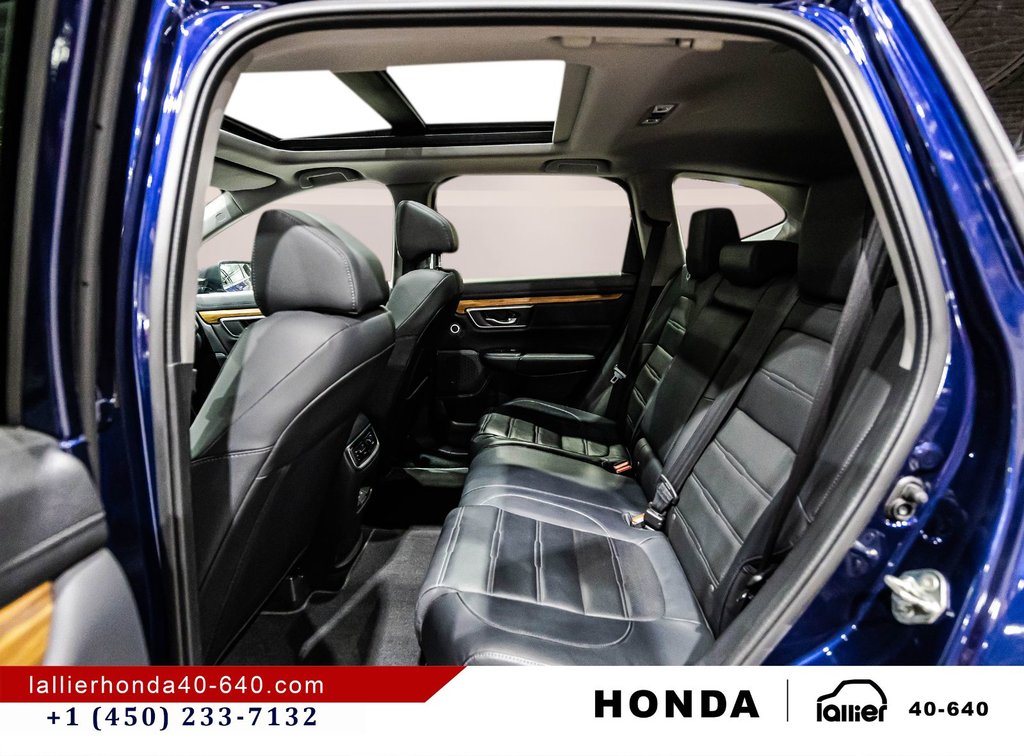 2019 Honda CR-V Touring in Montréal, Quebec - 14 - w1024h768px