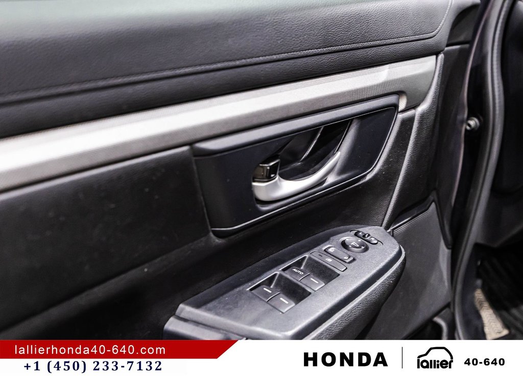 Honda CR-V LX/AWD/38 DOSSIERS ENTRETIEN 2019 à Montréal, Québec - 11 - w1024h768px