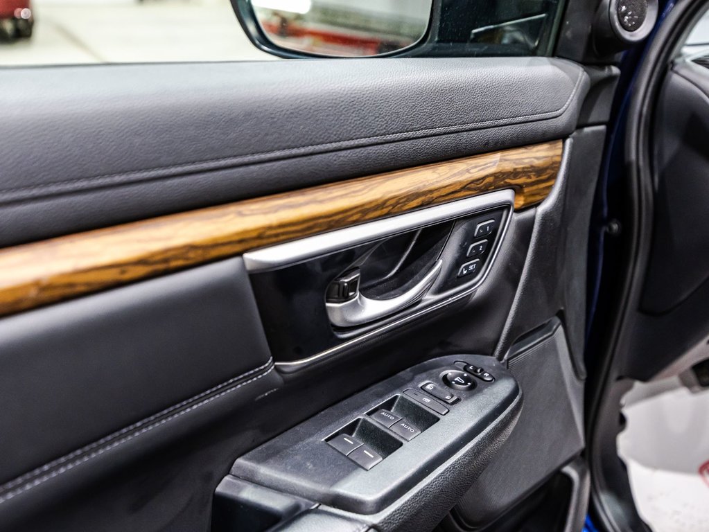 Honda CR-V TOURING 2020 à , Québec - 11 - w1024h768px