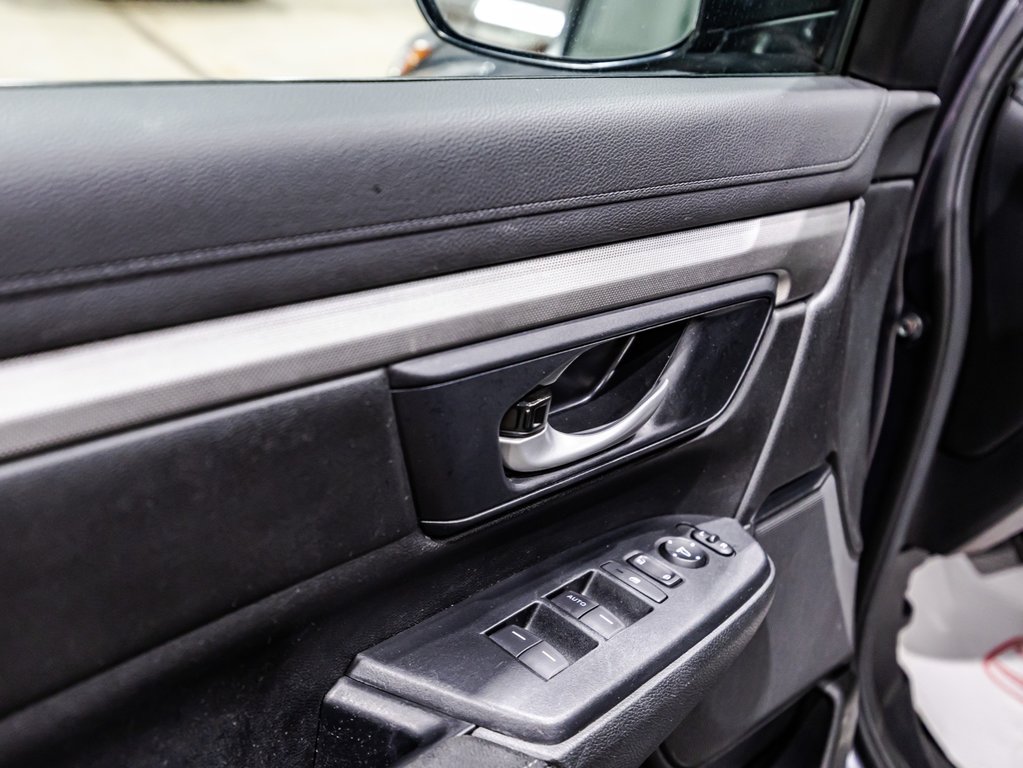Honda CR-V LX 2021 à , Québec - 11 - w1024h768px