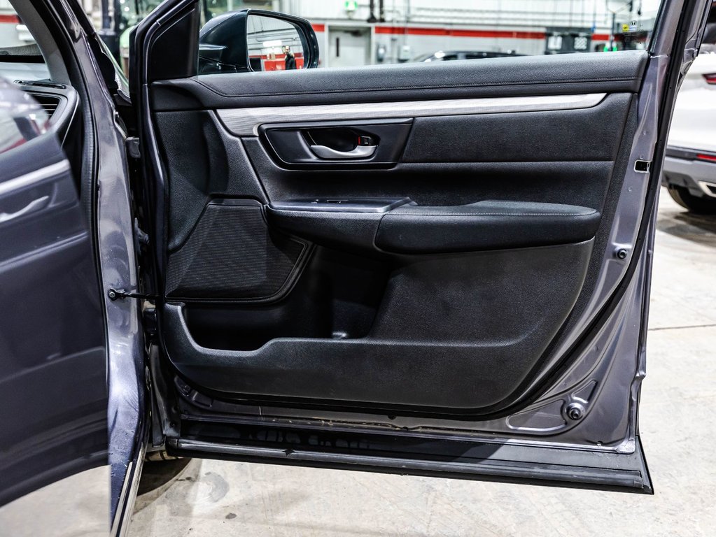 2021 Honda CR-V LX in Lachenaie, Quebec - 16 - w1024h768px