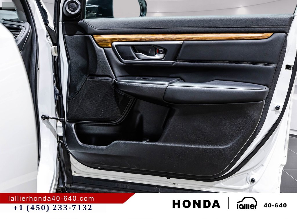 2021 Honda CR-V TOURING in Montréal, Quebec - 18 - w1024h768px