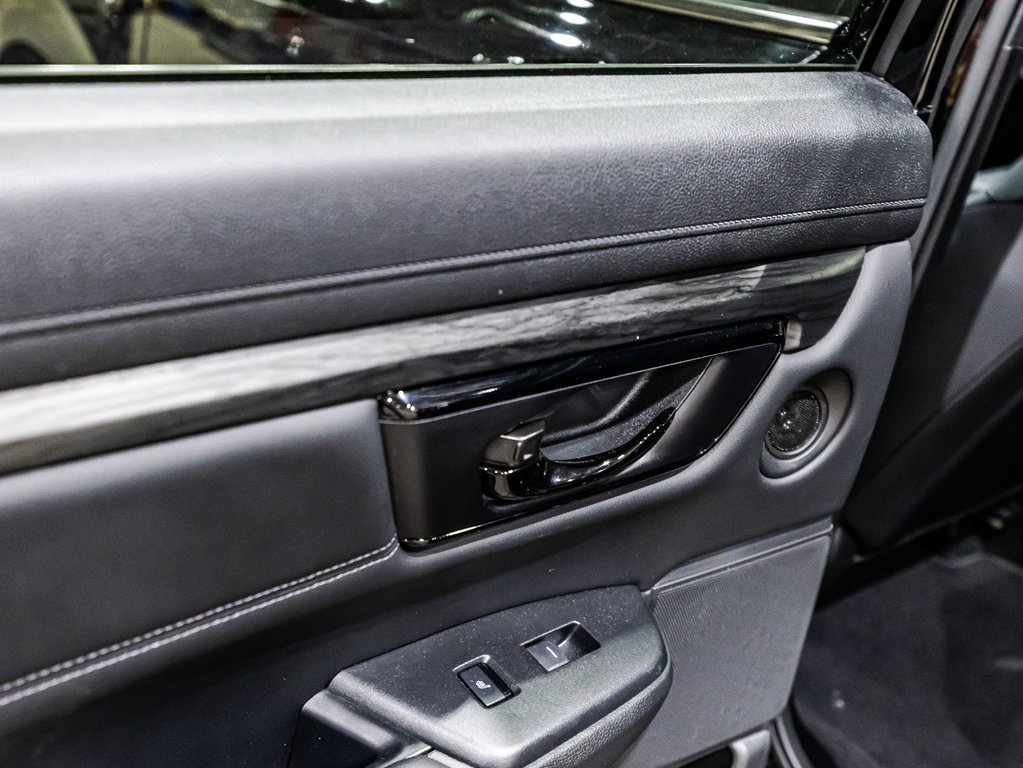 2022 Honda CR-V BLACK EDITION in Lachenaie, Quebec - 12 - w1024h768px