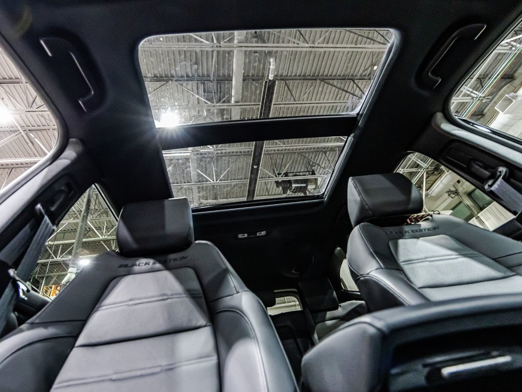 2022 Honda CR-V BLACK EDITION in Lachenaie, Quebec - 21 - w1024h768px