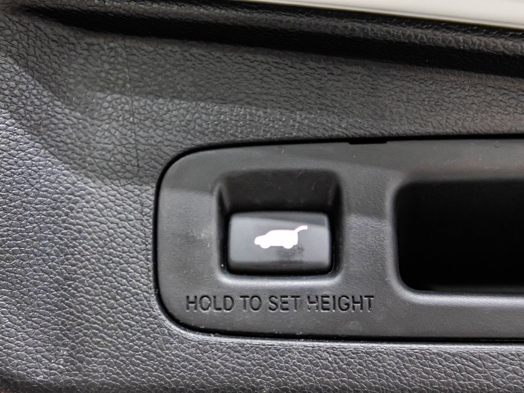 2022 Honda CR-V TOURING in , Quebec - 16 - w1024h768px