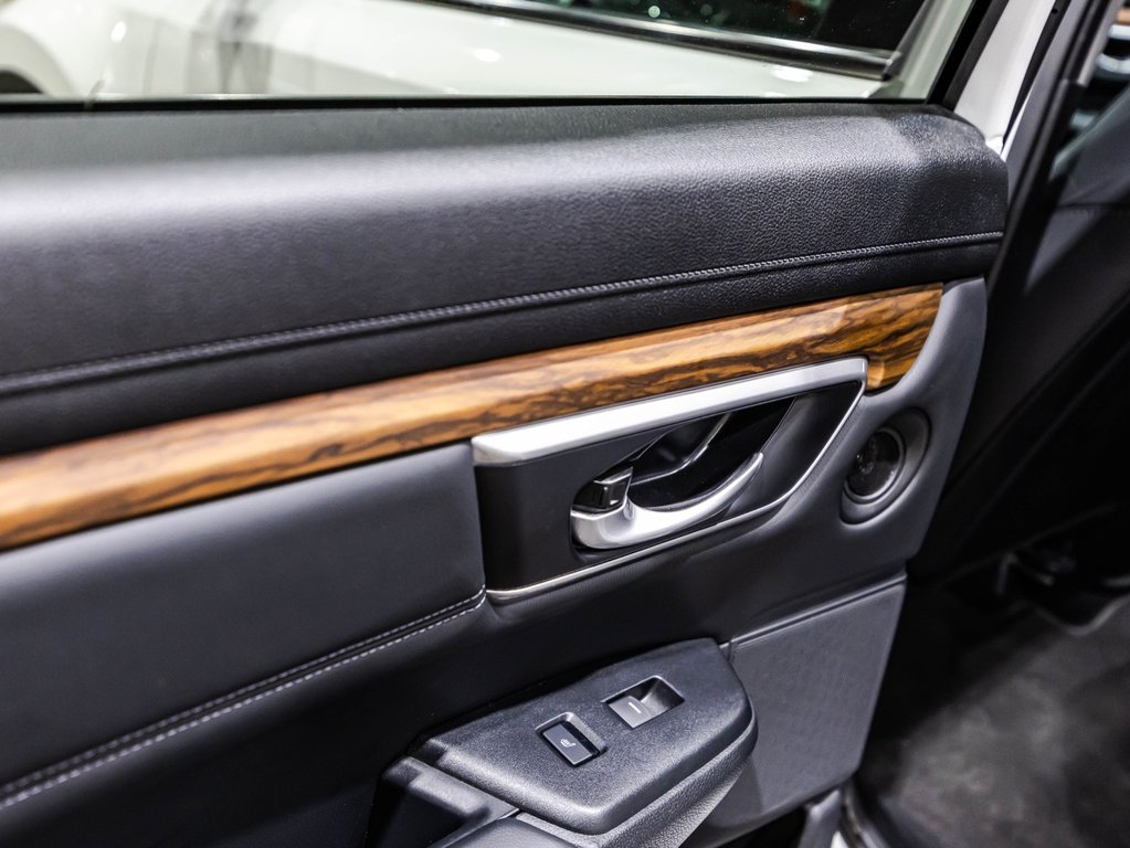 2022 Honda CR-V TOURING in , Quebec - 12 - w1024h768px