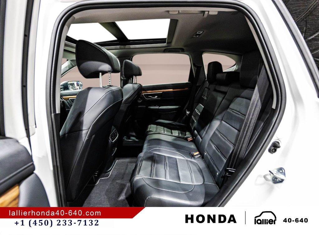 2022 Honda CR-V TOURING in Montréal, Quebec - 14 - w1024h768px