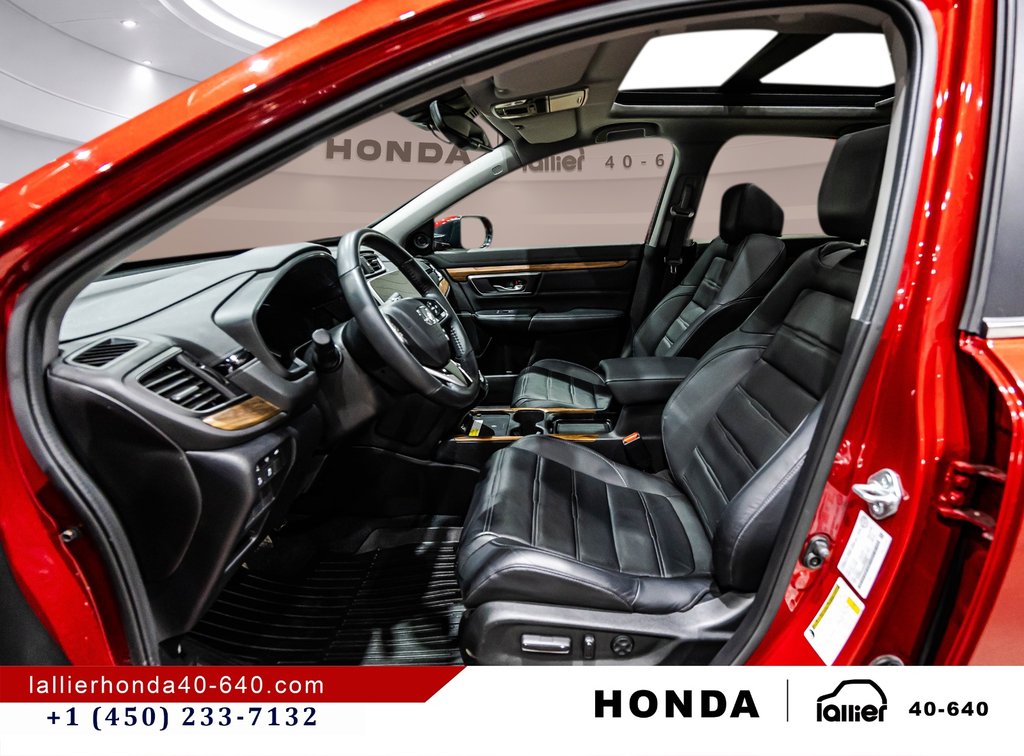 2022 Honda CR-V TOURING in Montréal, Quebec - 21 - w1024h768px