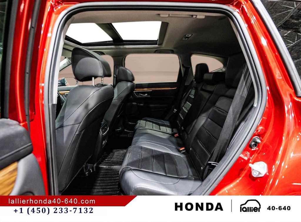 2022 Honda CR-V TOURING in Montréal, Quebec - 14 - w1024h768px