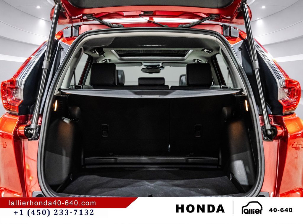 2022 Honda CR-V TOURING in Montréal, Quebec - 17 - w1024h768px