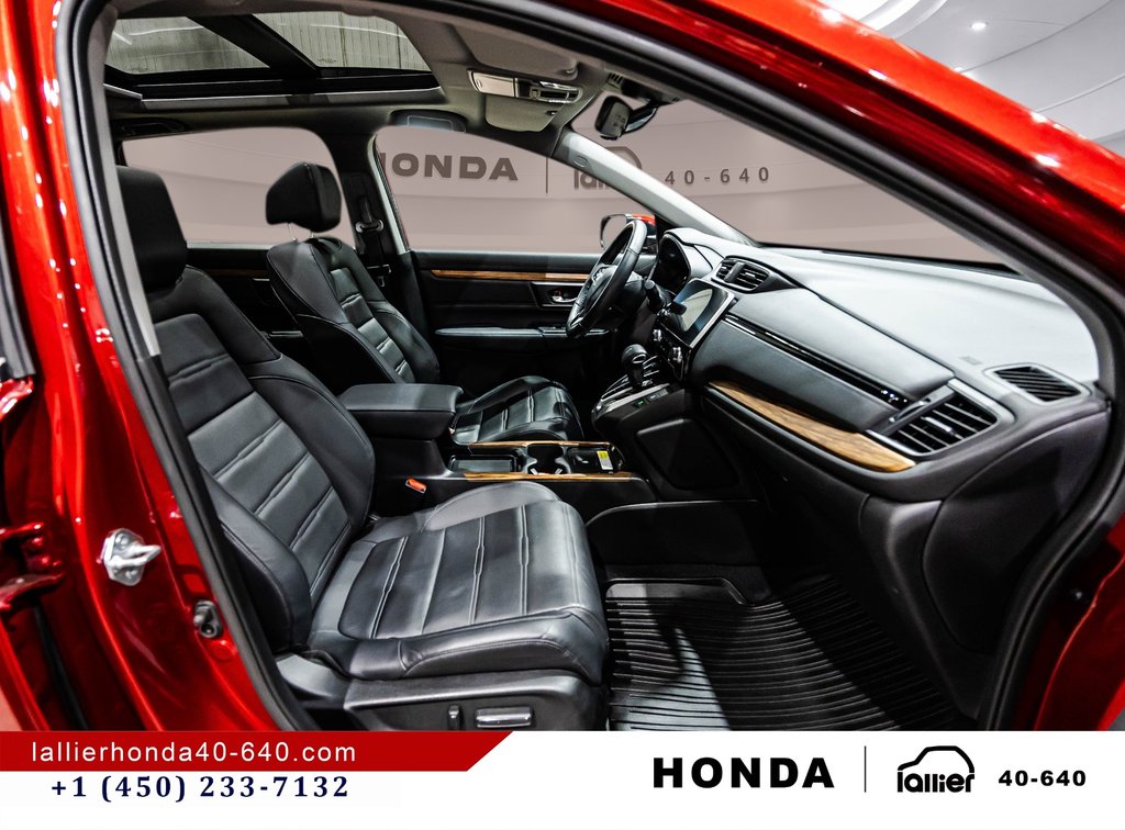 2022 Honda CR-V TOURING in Montréal, Quebec - 19 - w1024h768px