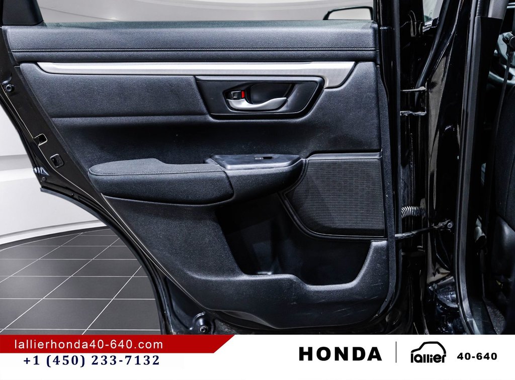 Honda CR-V LX 2022 à Montréal, Québec - 12 - w1024h768px