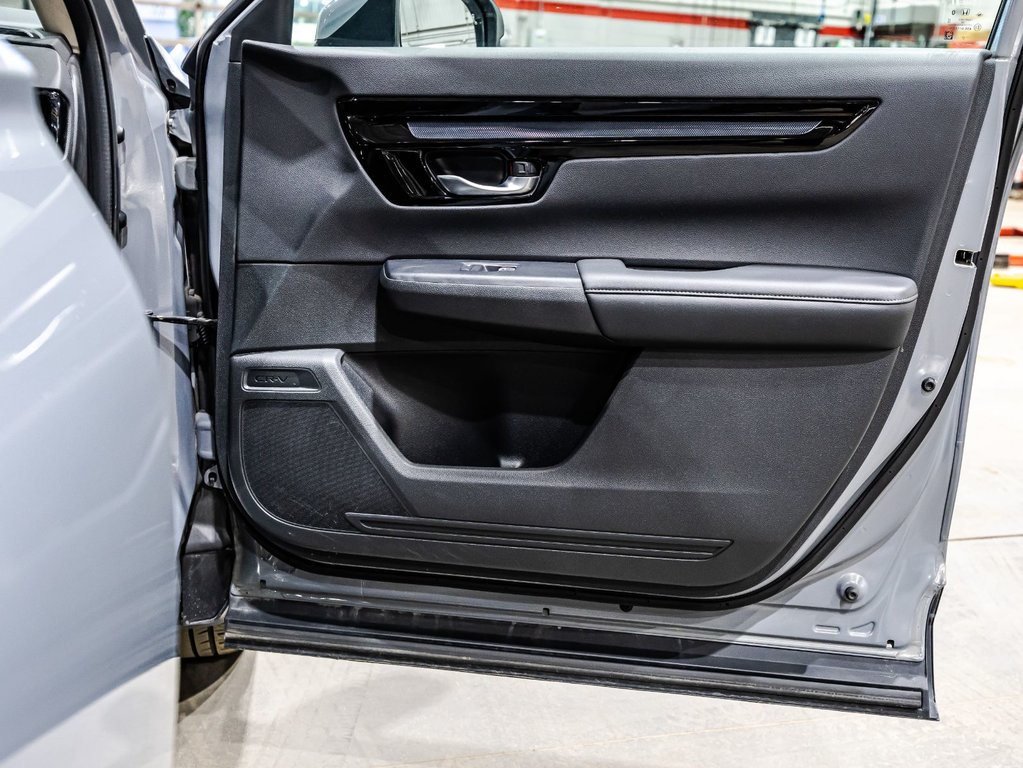 Honda CR-V SPORT 2023 à , Québec - 17 - w1024h768px