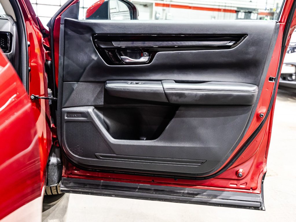 2023 Honda CR-V in Lachenaie, Quebec - 17 - w1024h768px