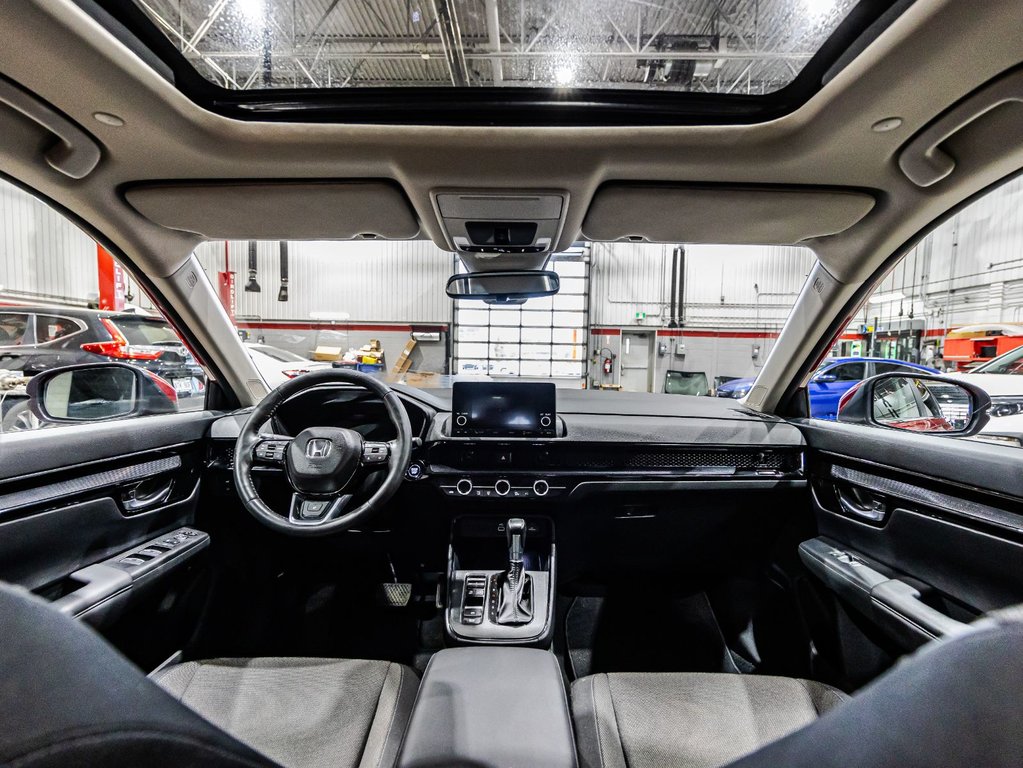2023 Honda CR-V in Lachenaie, Quebec - 14 - w1024h768px