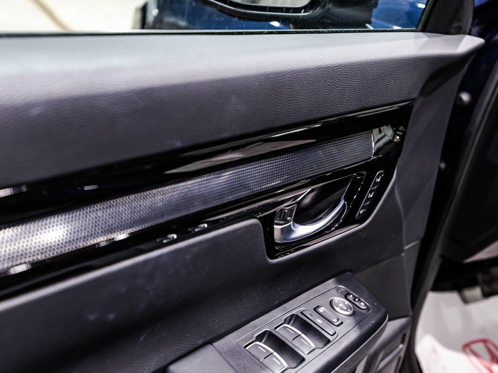 Honda CR-V EX-L 2023 à , Québec - 11 - w1024h768px