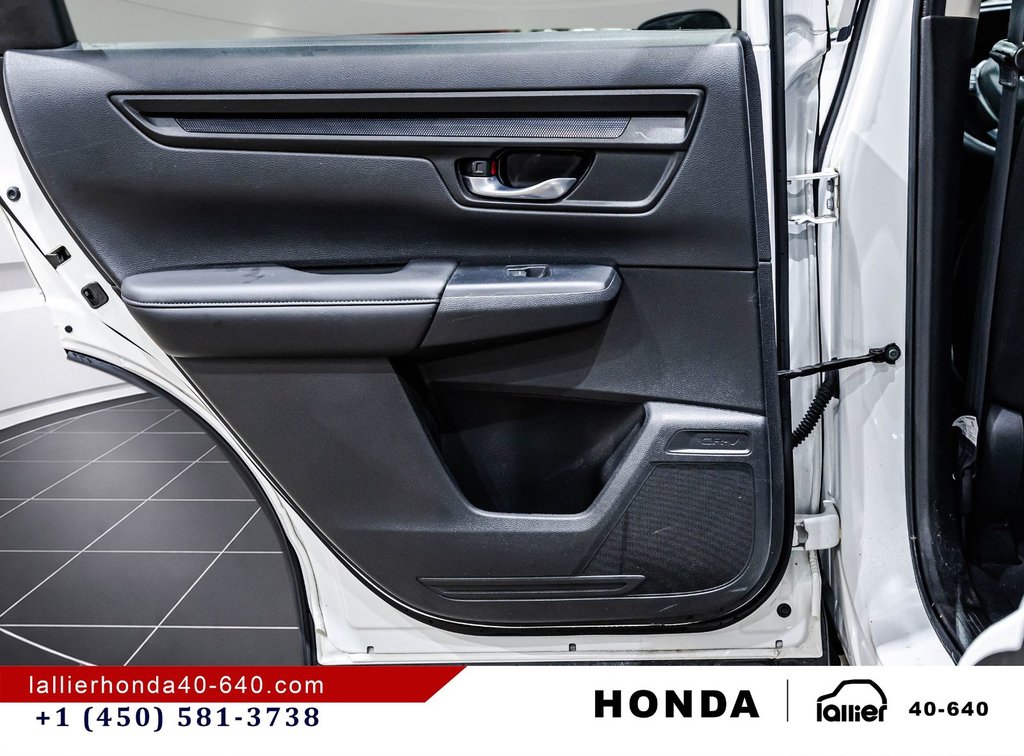 2023 Honda CR-V LX FWD in Lachenaie, Quebec - 12 - w1024h768px