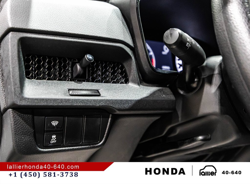 2023 Honda CR-V LX FWD in Lachenaie, Quebec - 20 - w1024h768px