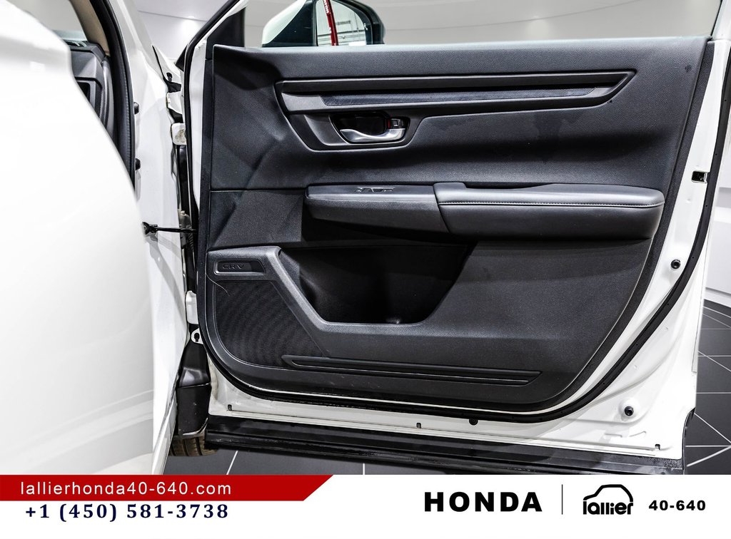 2023 Honda CR-V LX FWD in Lachenaie, Quebec - 16 - w1024h768px