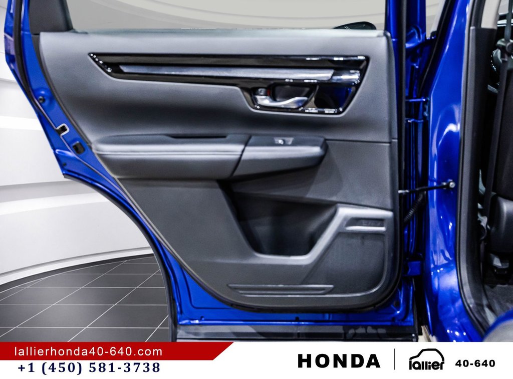 Honda CR-V Sport 2024 à Montréal, Québec - 12 - w1024h768px