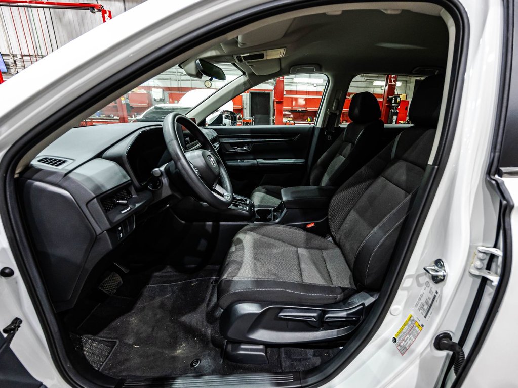 Honda CR-V LX 2025 à , Québec - 17 - w1024h768px
