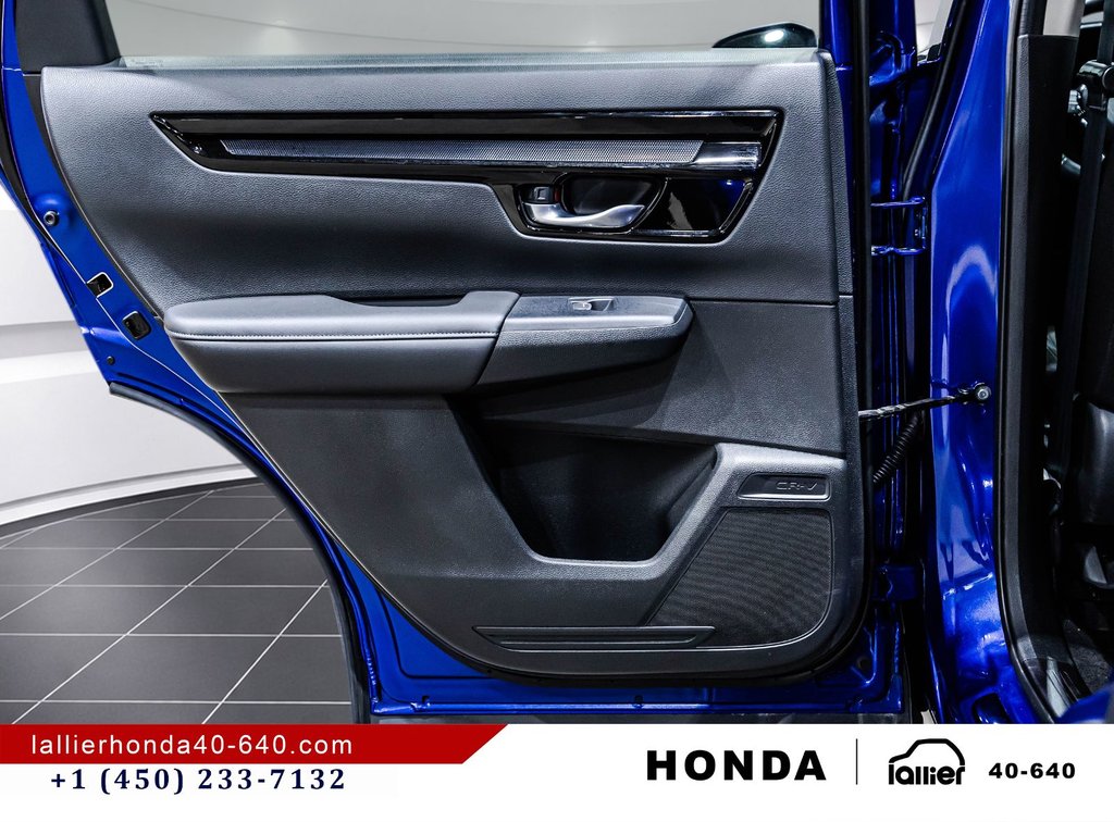 Honda CR-V Sport 2025 à Montréal, Québec - 12 - w1024h768px