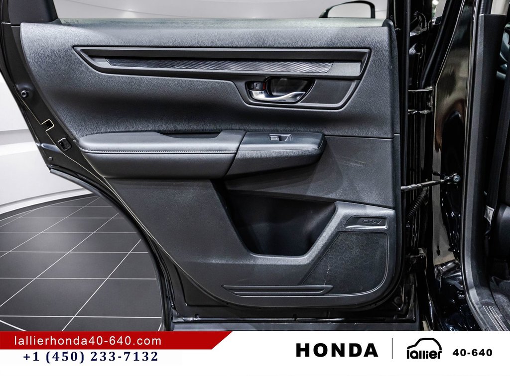 Honda CR-V LX/FWD/UN PROPRIÉTAIRE 2025 à Montréal, Québec - 12 - w1024h768px