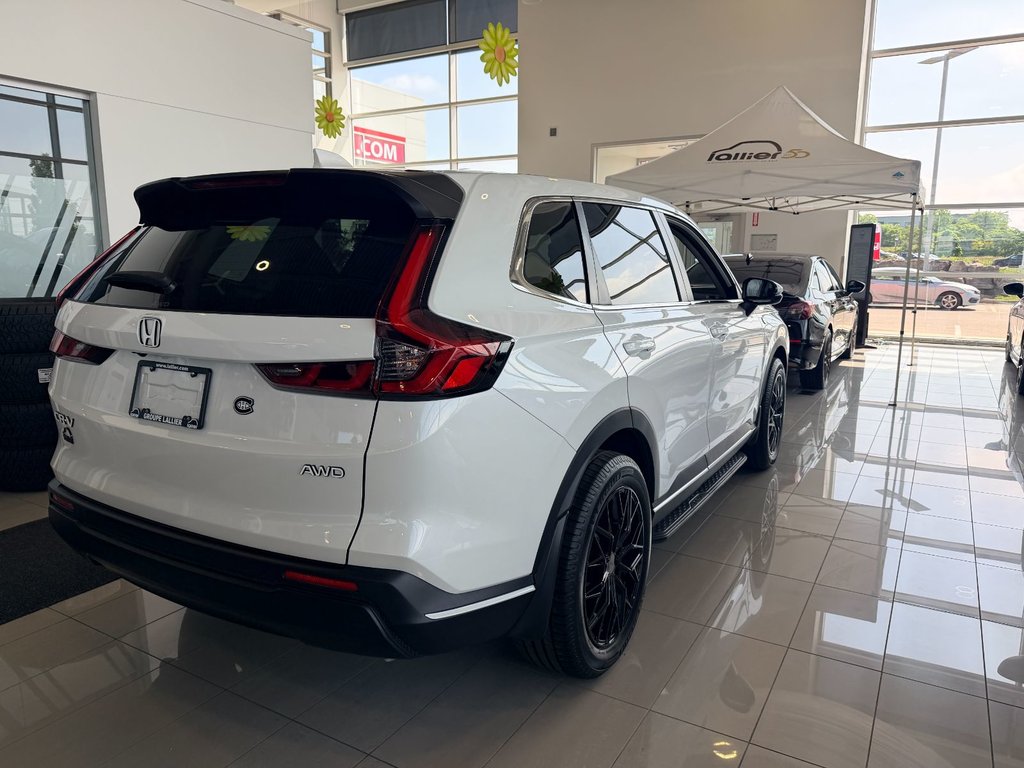 2026 Honda CR-V LX AWD EDITIONS SPECIALE BLACK AND WHITE in Lachenaie, Quebec - 4 - w1024h768px
